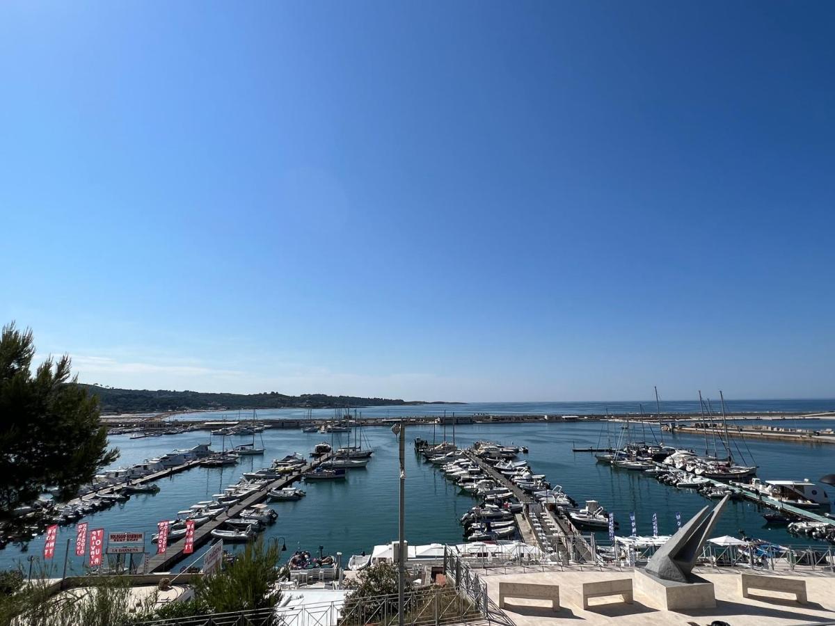 Maison Carolina Vieste Bagian luar foto