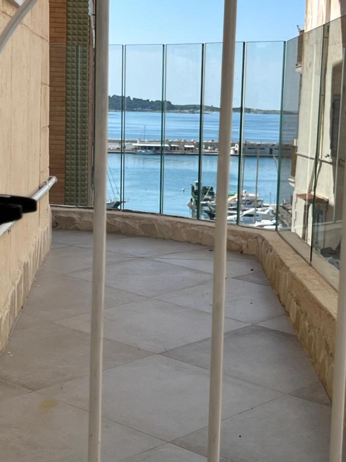 Maison Carolina Vieste Bagian luar foto